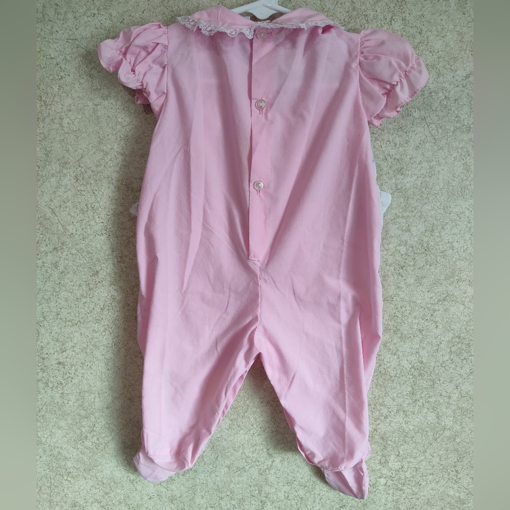 Vintage Mayfair Footed Romper 0-6 Month Kitten Cat Pink Lace Americana Peter Pan - Picture 11 of 15